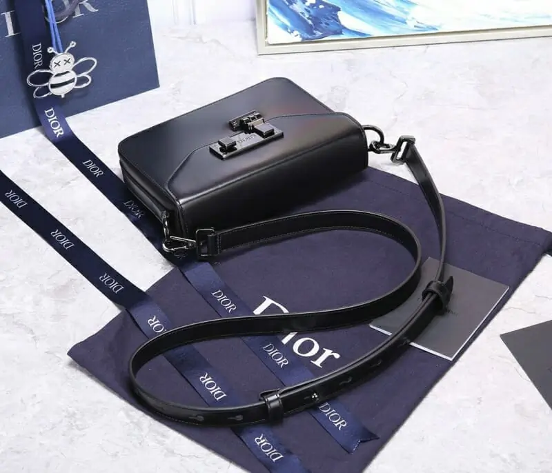 christian dior aaa homme mini sac a main s_114b1a53